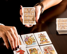 Por Que Fazer uma Consulta de Tarot?